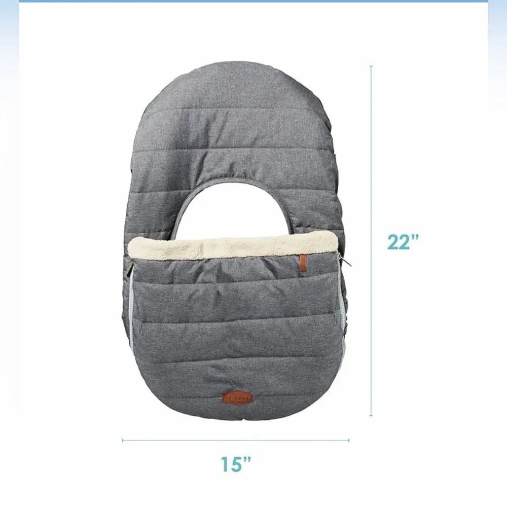 JJ Cole Stylish Gray and Cream Baby Bag